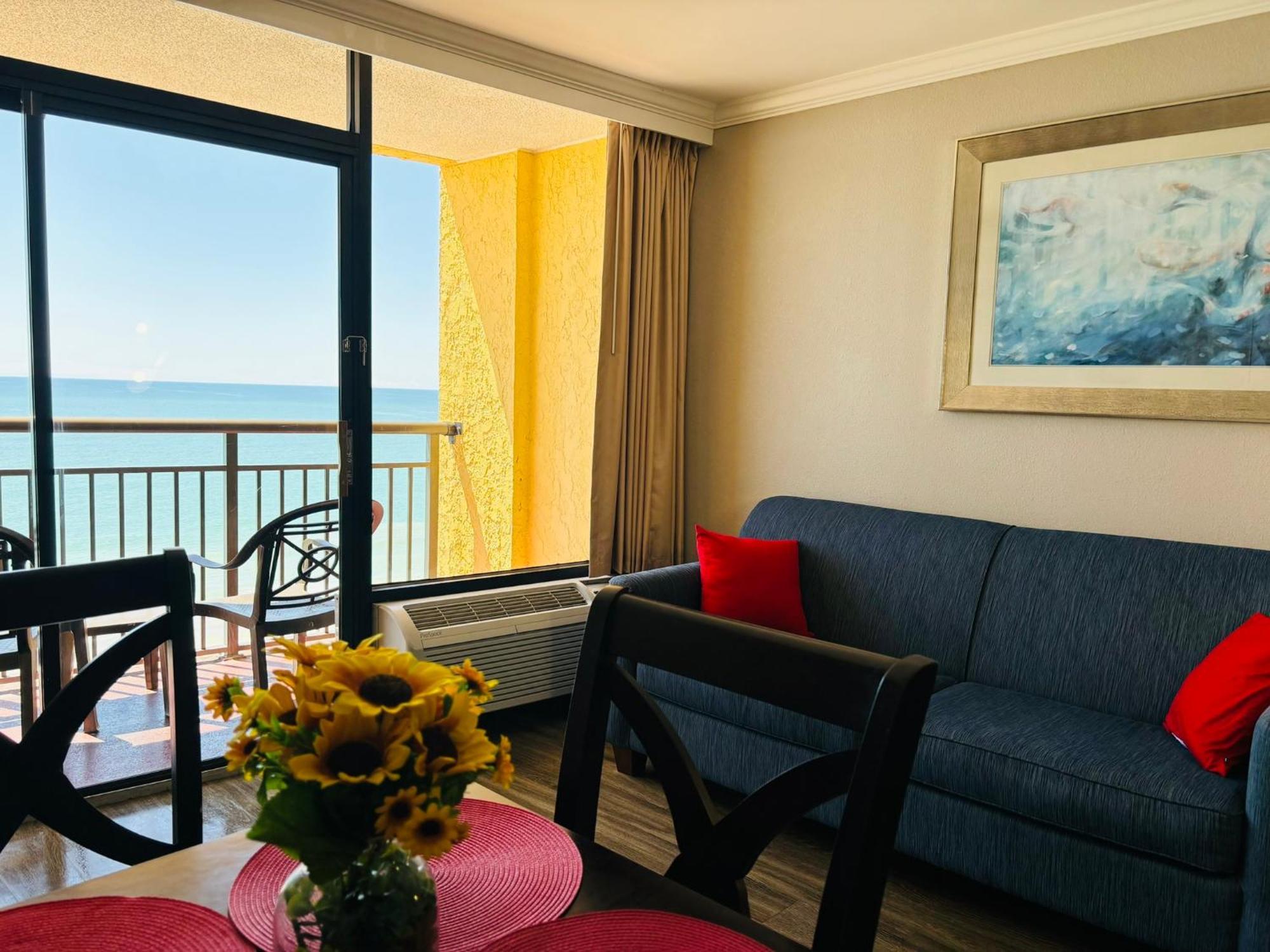 מירטל ביץ' Azure Bliss Oceanfront Condo Sleeps 6 מראה חיצוני תמונה